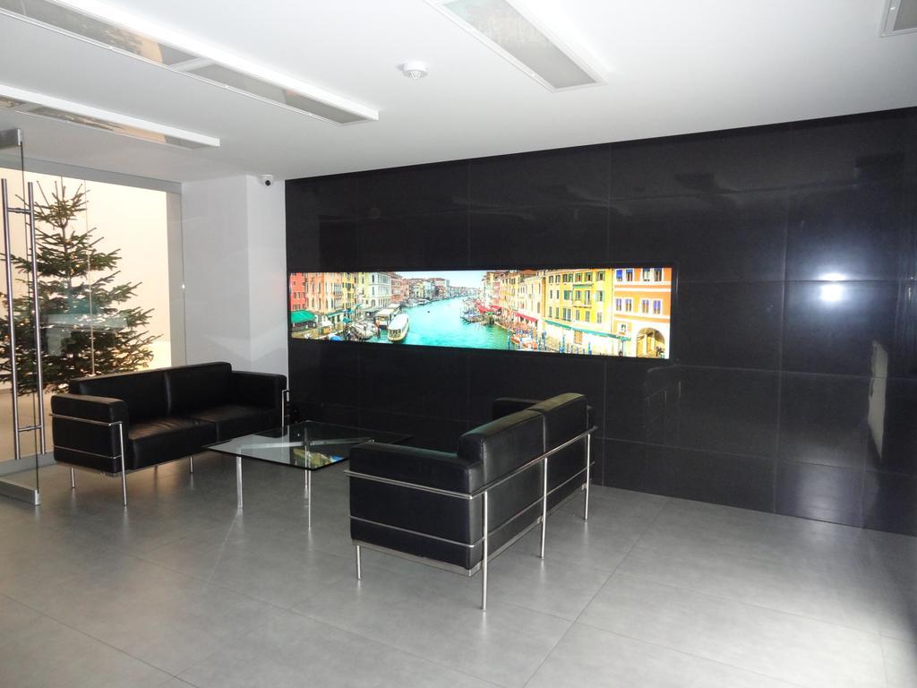 Studio Poz Apartment Poznan Bagian luar foto