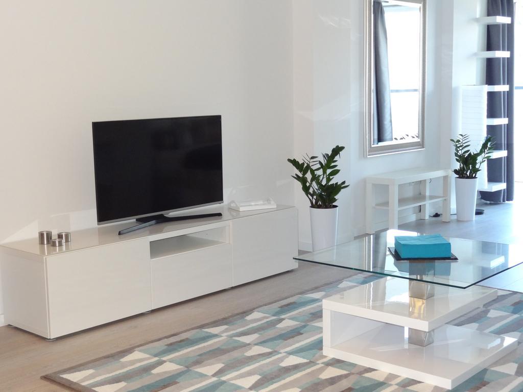 Studio Poz Apartment Poznan Bagian luar foto